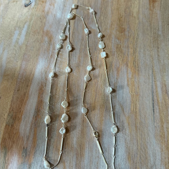 Kendra Scott Necklace - Picture 4 of 5